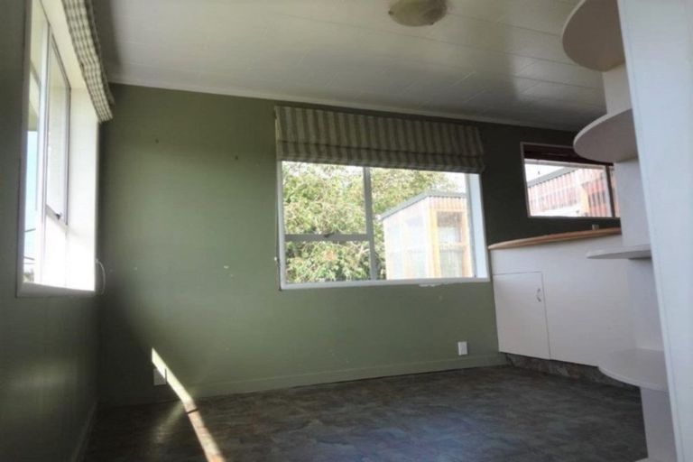 Photo of property in 2 Powick Street, Westport, 7825