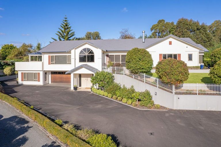 Photo of property in 12 Suffolk Drive, Otamatea, Whanganui, 4500