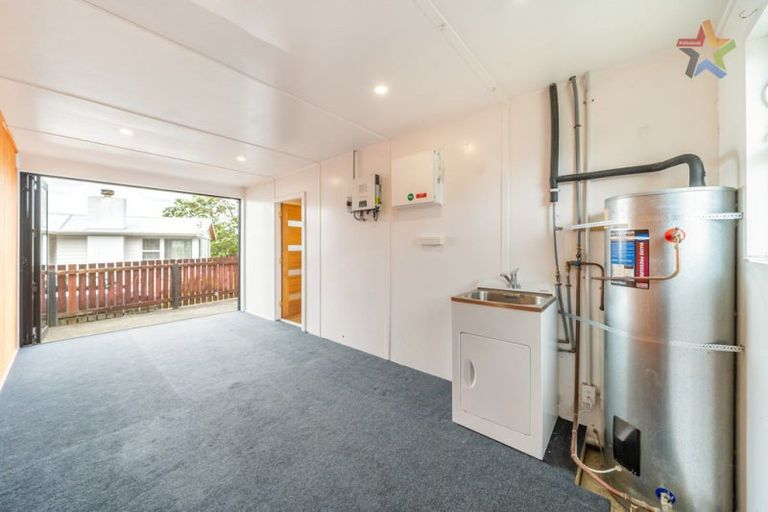 Photo of property in 150 Dowse Drive, Maungaraki, Lower Hutt, 5010