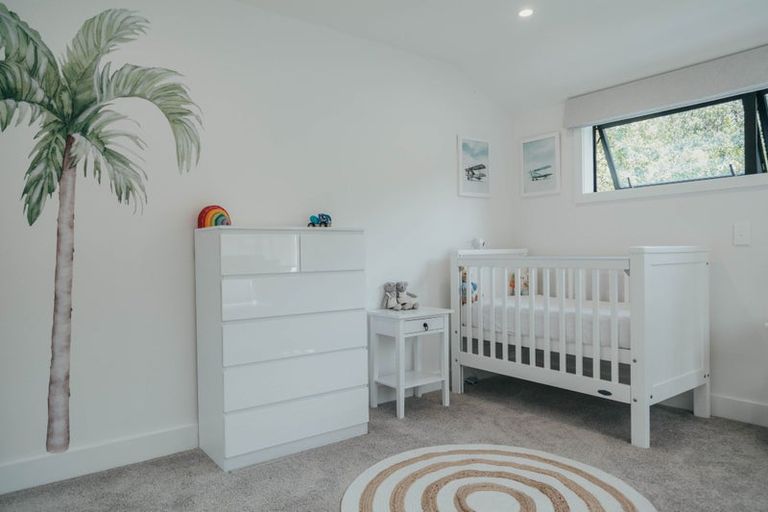 Photo of property in 26b Hythe Terrace, Mairangi Bay, Auckland, 0630