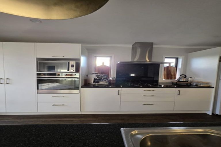 Photo of property in 3 Highland View Drive, Tokomaru, Palmerston North, 4474