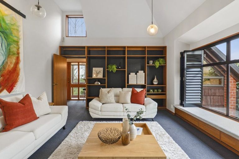 Photo of property in 19 Oakden Drive, Darfield, 7510