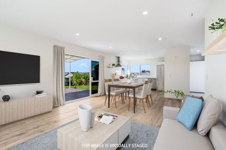 Photo of property in 12 Dune Lake Place, Ruakaka, 0116