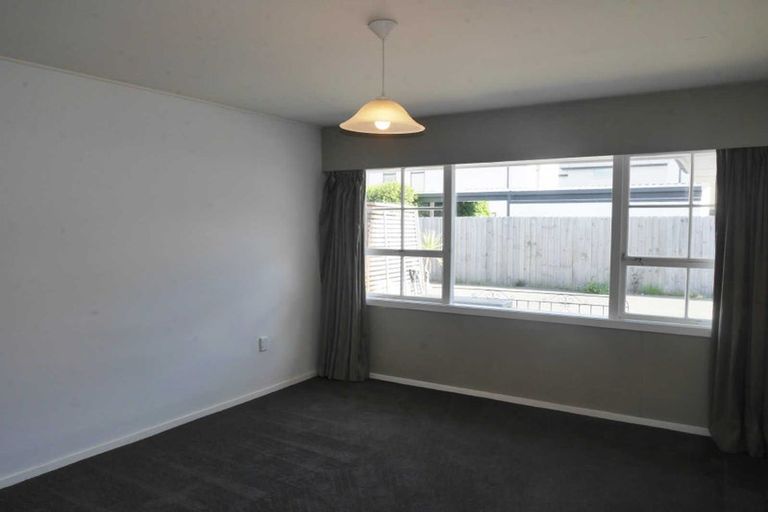 Photo of property in 4/990 Colombo Street, St Albans, Christchurch, 8014