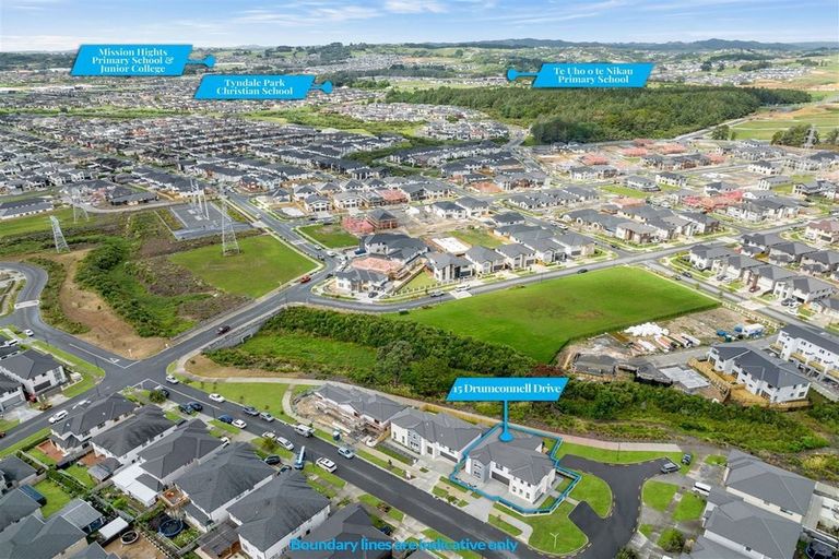 Photo of property in 15 Drumconnell Drive, Flat Bush, Auckland, 2019