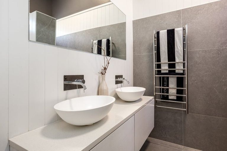Photo of property in 21 Priscilla Crescent, Mornington, Wellington, 6021