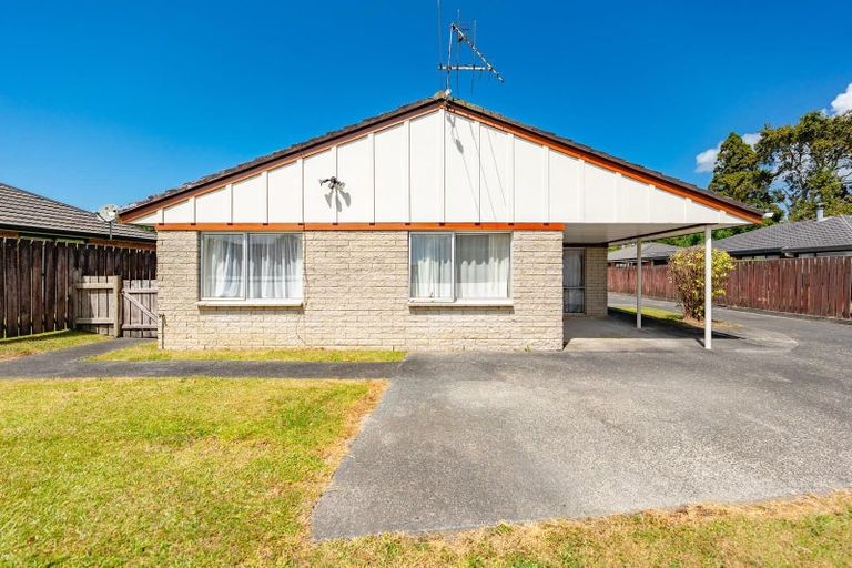 Photo of property in 407 West Coast Road, Glen Eden, Auckland, 0602