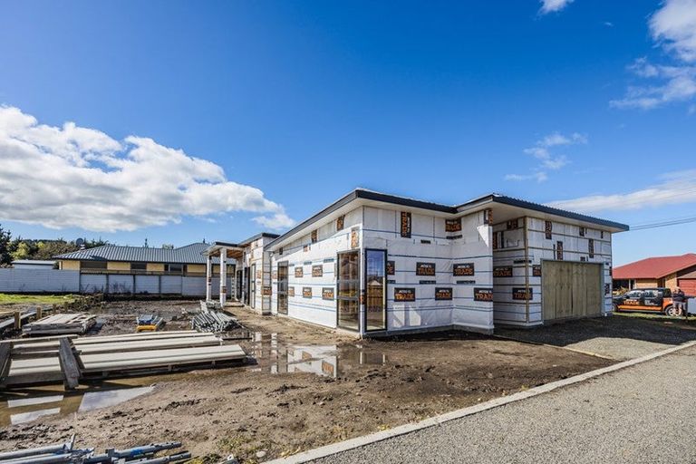 Photo of property in 2 Tui Lane, Oamaru North, 9400