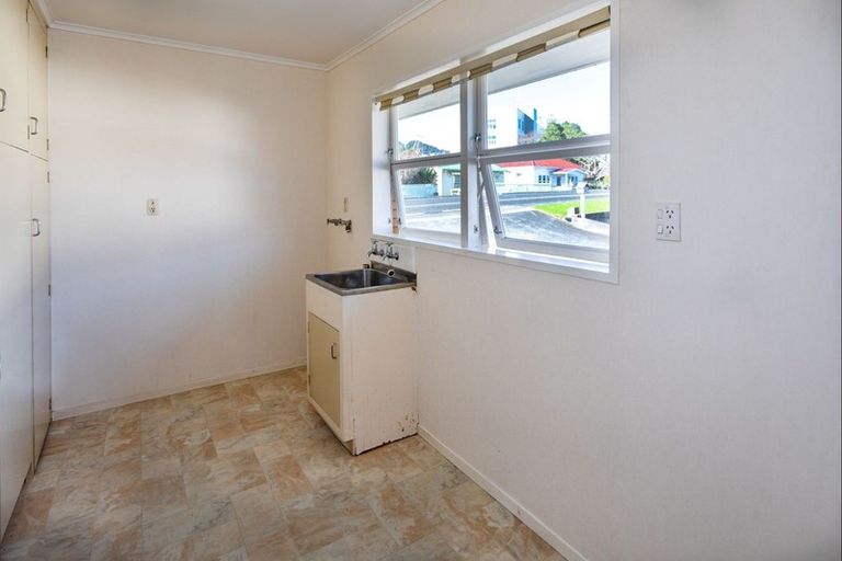 Photo of property in 210 Pahau Street, Thames, 3500