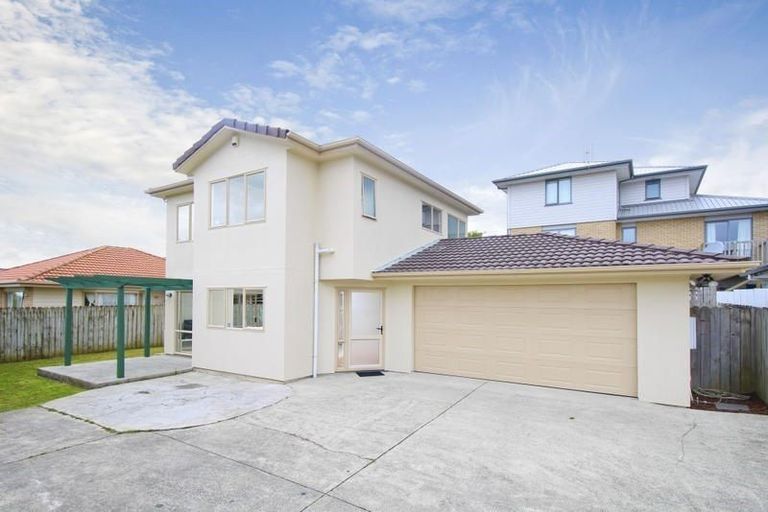 Photo of property in 20 Genesis Place, Flat Bush, Auckland, 2019