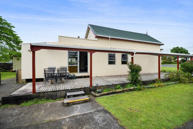 Photo of property in 82 Cordelia Street, Stratford, 4332