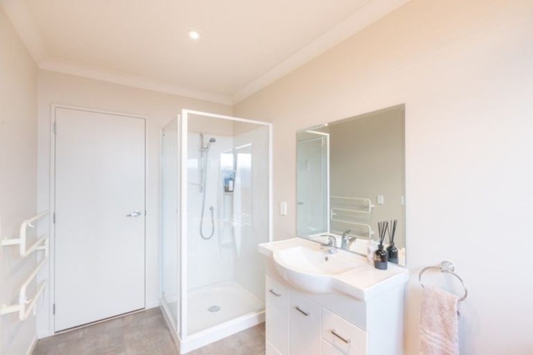 Photo of property in 71 Staithes Drive North, Whitby, Porirua, 5024