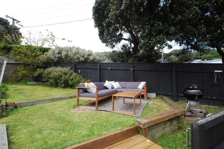 Photo of property in 87 Tiber Street, Island Bay, Wellington, 6023