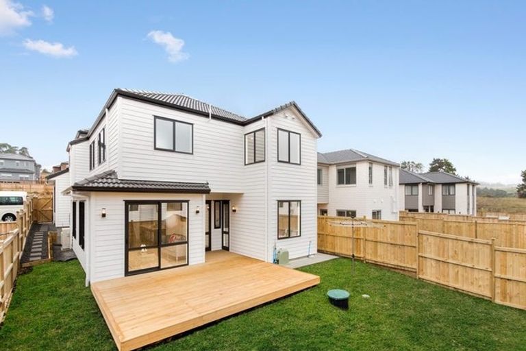 Photo of property in 25 Carrygawley Road, Flat Bush, Auckland, 2019
