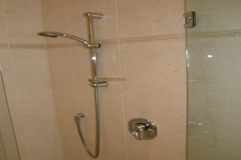 Photo of property in Construction House, 53/80u Kent Terrace, Mount Victoria, Wellington, 6011