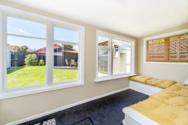 Photo of property in 46 Croziers Road, St Albans, Christchurch, 8052