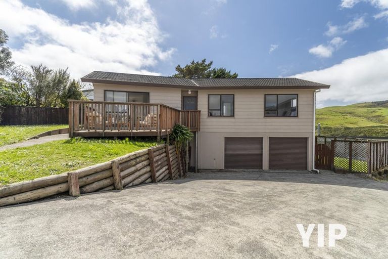 Photo of property in 52f1 Guadeloupe Crescent, Grenada Village, Wellington, 6037
