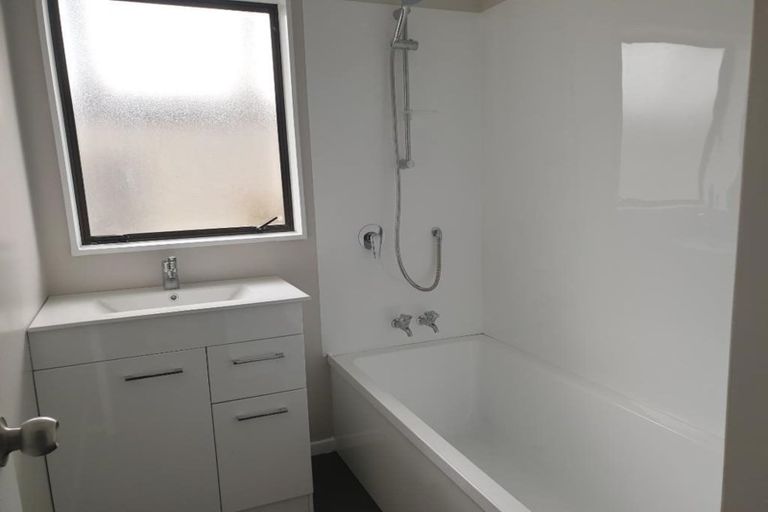 Photo of property in 22 Linwood Drive, Paraparaumu, 5032