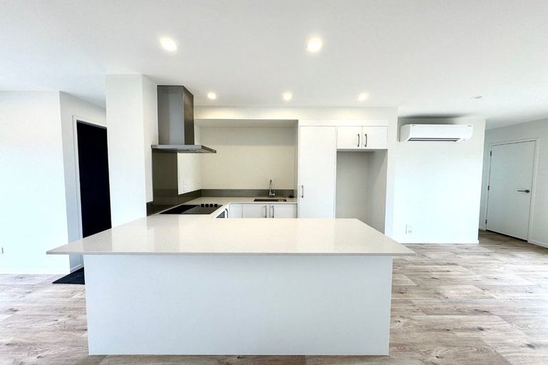 Photo of property in 22 Royton Avenue, Mangere East, Auckland, 2024