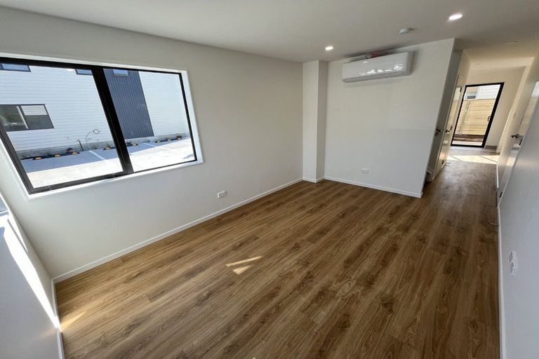 Photo of property in 6/25 Manse Road, Pahurehure, Papakura, 2113