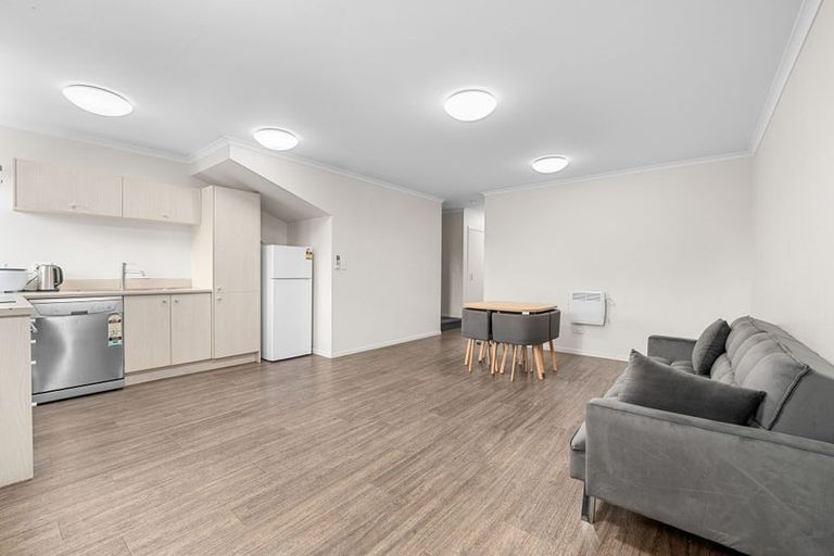 Photo of property in 3 Chiefs Court, Hamilton East, Hamilton, 3216