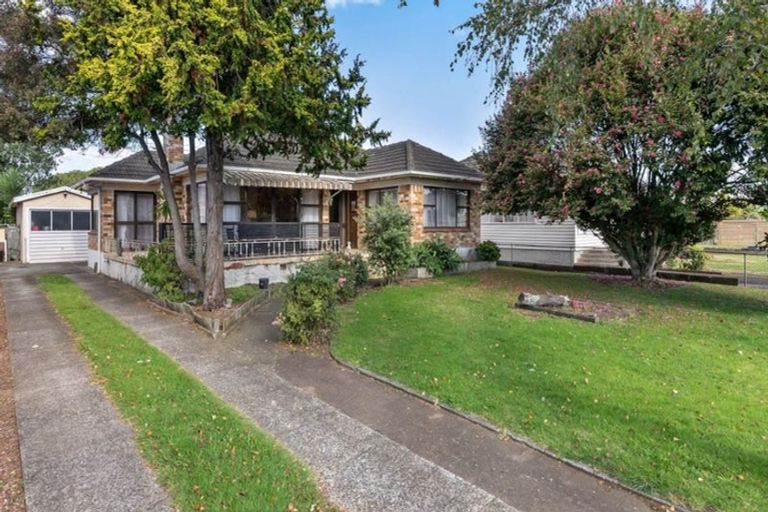 Photo of property in 16 Caspar Road, Papatoetoe, Auckland, 2025