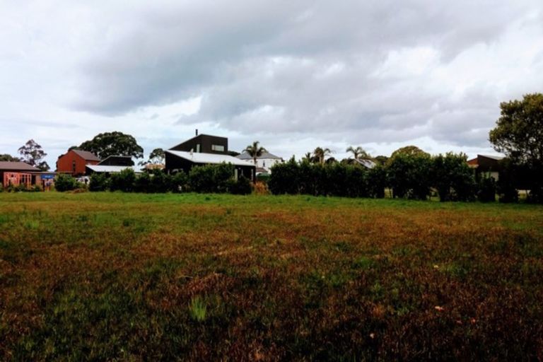 Photo of property in 22 Dune View Drive, Mangawhai, 0505