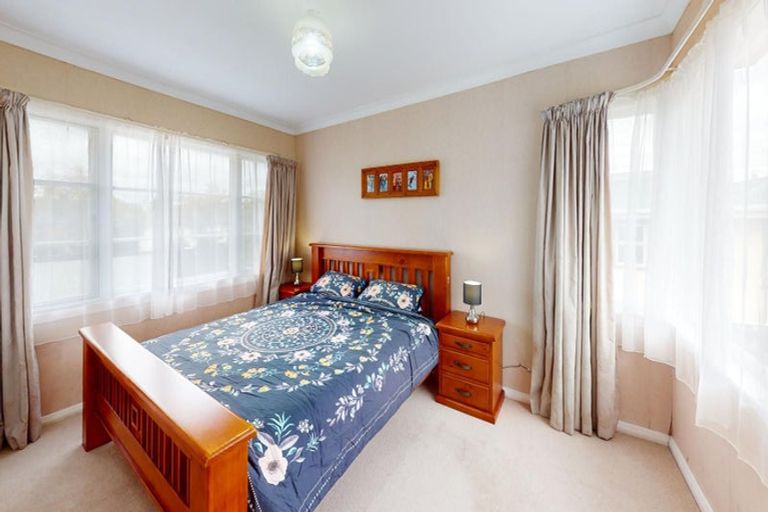 Photo of property in 11 Kipling Street, Roslyn, Palmerston North, 4414