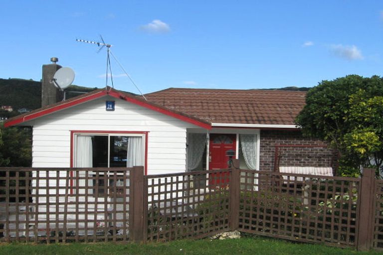 Photo of property in 83 Thurleigh Grove, Karori, Wellington, 6012