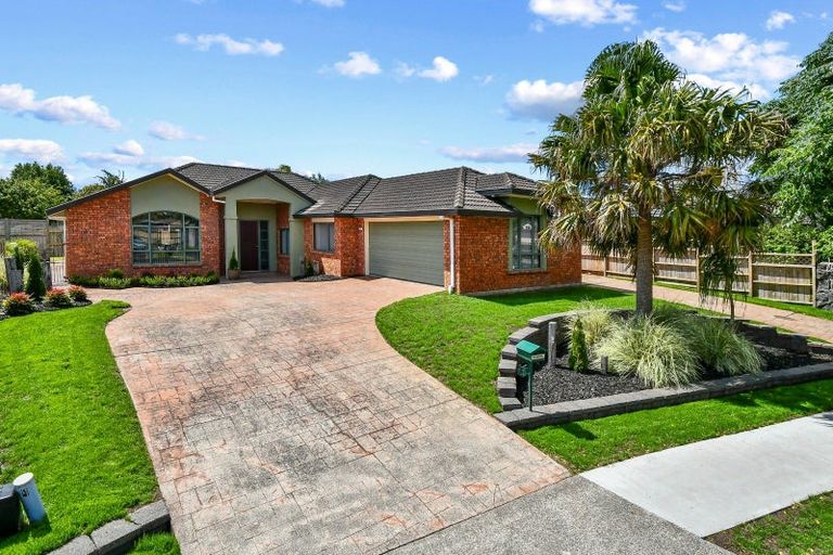 Photo of property in 3 Trossach Place, Wattle Downs, Auckland, 2103