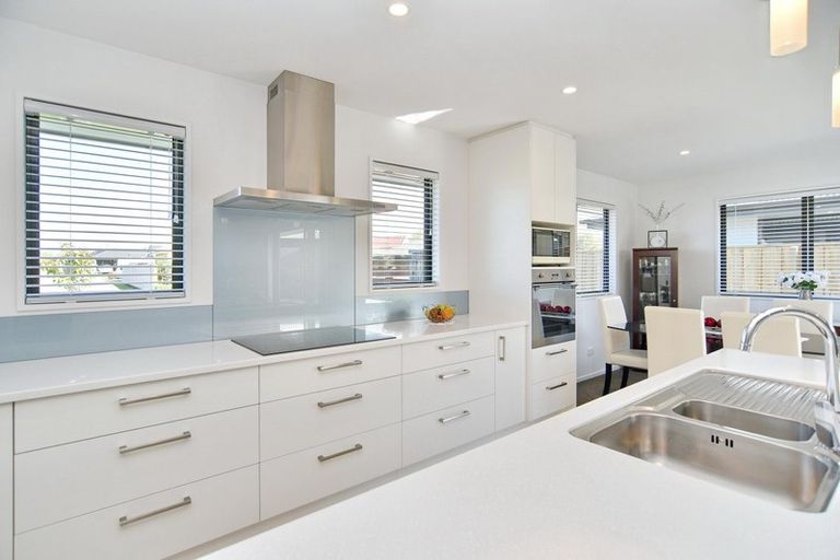 Photo of property in 1 Peter Place, Rangiora, 7400