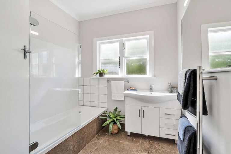 Photo of property in 36 Wilton Street, Levin, 5510