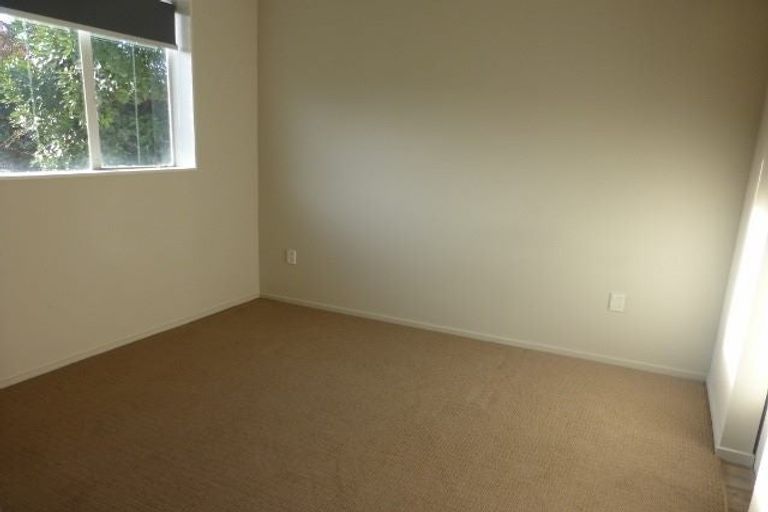 Photo of property in 4 Croziers Road, St Albans, Christchurch, 8052