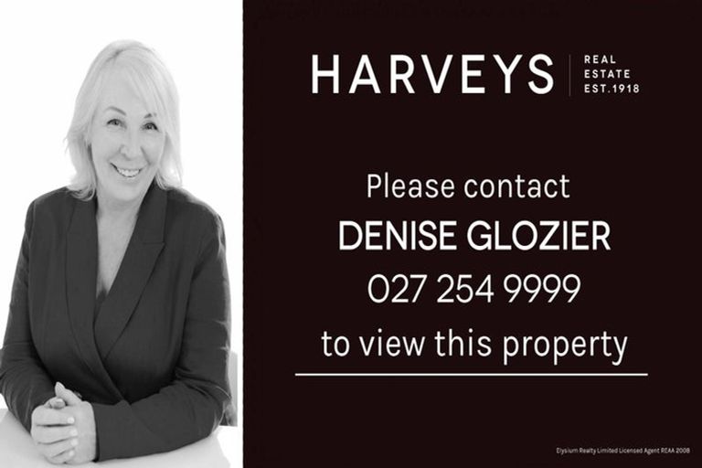 Photo of property in 16a Renata Crescent, Te Atatu Peninsula, Auckland, 0610