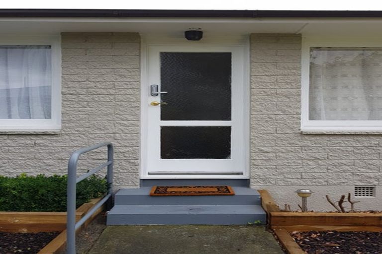 Photo of property in 1/67 Holly Road, St Albans, Christchurch, 8014