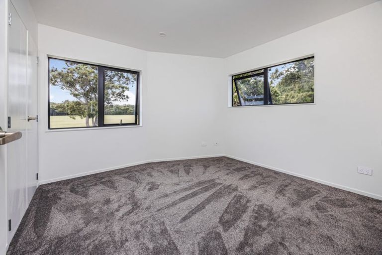 Photo of property in 16e Imrie Avenue, Mangere, Auckland, 2022