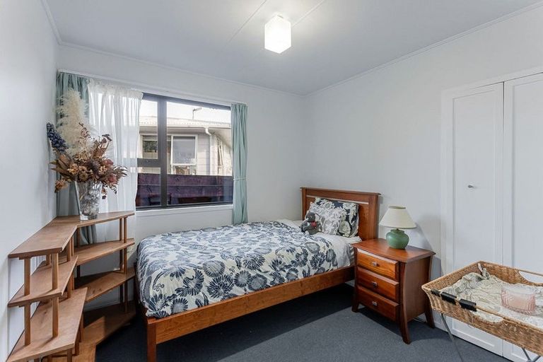 Photo of property in 34 Makarini Street, Paraparaumu, 5032