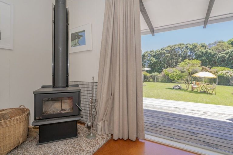 Photo of property in 13 Wigmore Crescent, Hahei, Whitianga, 3591