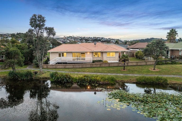 Photo of property in 11b Mcgowan Place, Orewa, 0931