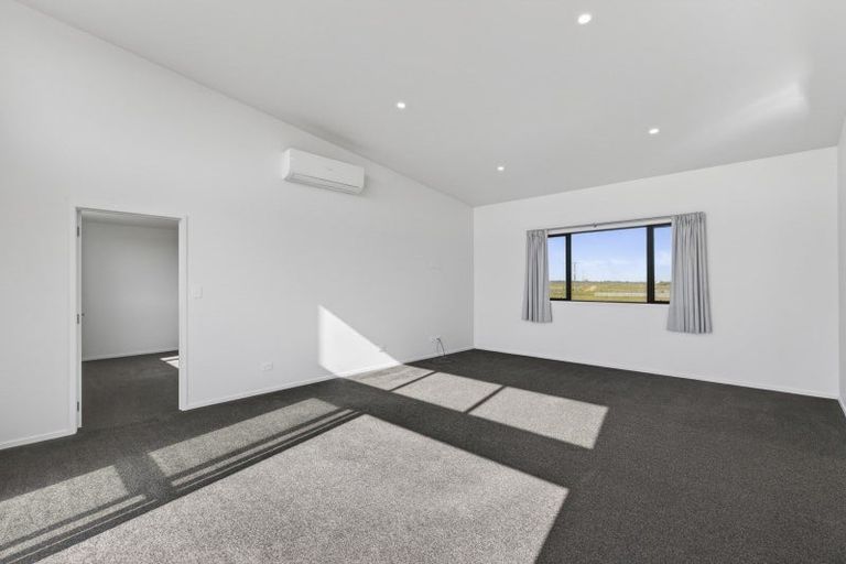 Photo of property in 387 Tipoka Road, Rahotu, Opunake, 4685