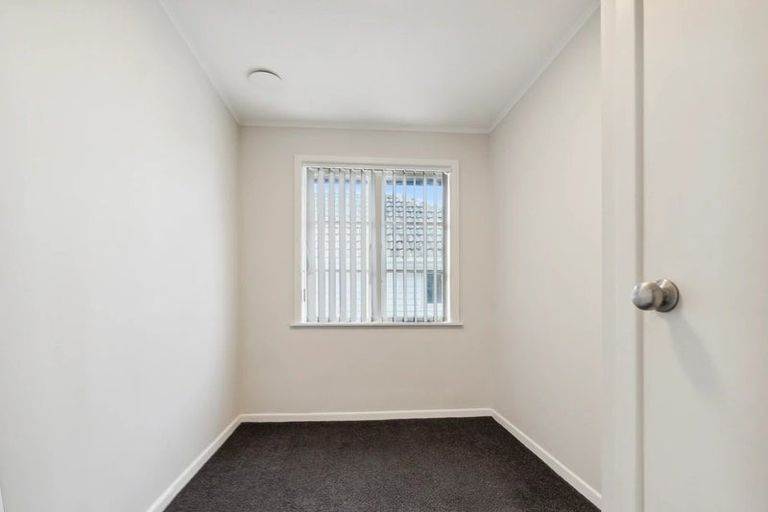 Photo of property in 42 Churchill Avenue, Manurewa, Auckland, 2102
