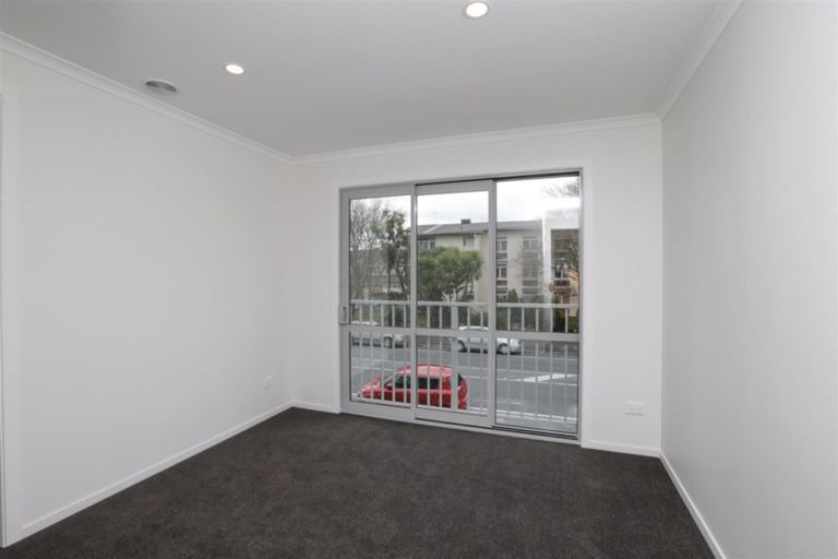 Photo of property in 113u8 Knighton Road, Hillcrest, Hamilton, 3216