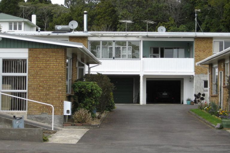 Photo of property in 3/3 Gilbert Street, New Plymouth, 4310