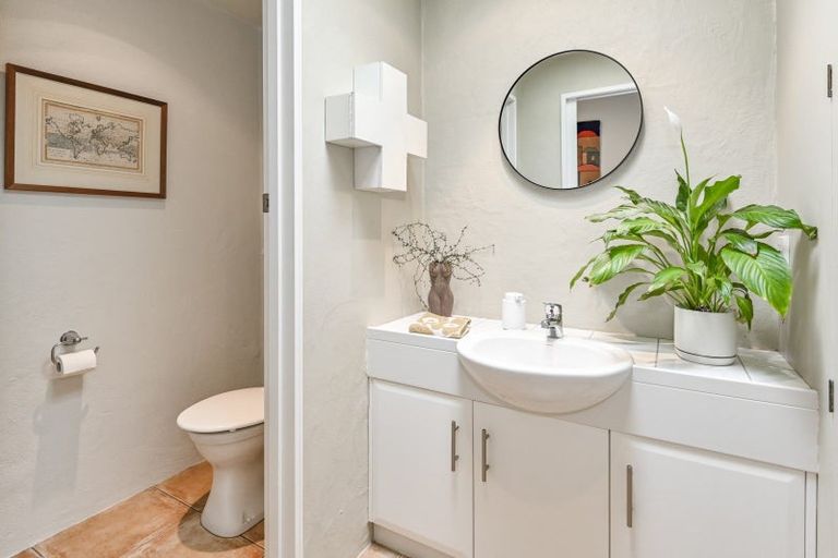Photo of property in 3 Greenwood Road, Havelock North, 4130