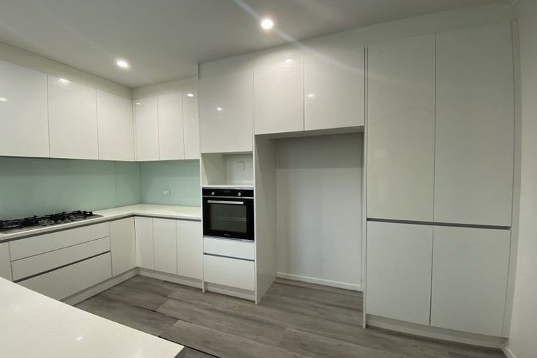 Photo of property in 3/32 Alfriston Road, Manurewa East, Auckland, 2102