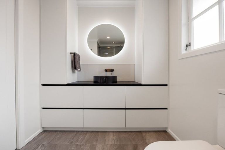 Photo of property in 18 Amanda Avenue, Dinsdale, Hamilton, 3204