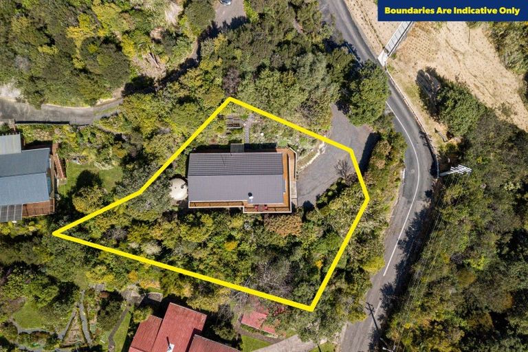 Photo of property in 17 Adams Road, Thornton Bay, Thames, 3575