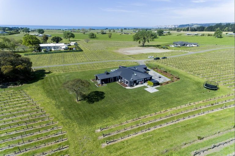 Photo of property in 41 Side Road, Haumoana, Hastings, 4180