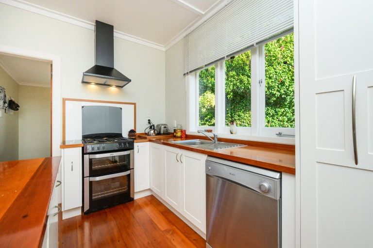 Photo of property in 38 Manson Street, Terrace End, Palmerston North, 4410