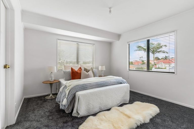 Photo of property in 1/62 Simmental Crescent, Somerville, Auckland, 2014